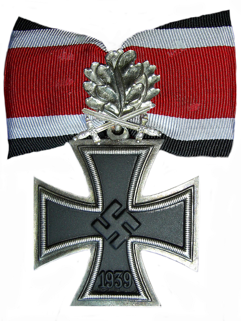 Das Ritterkreuz des Eisernes Kreuzes mit Eichenlaub und Schwerter (The Knight’s Cross of the Iron Cross with Oakleaves and Swords)