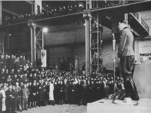 Using a new Tiger I as a platform, Wittmann makes a speech to the workers at the Henschel factory in Kassel, 16th April 1944